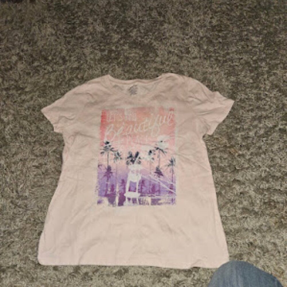 T-Shirt Size M
